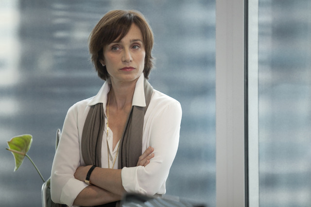 クリスティン・スコット・トーマス『ラブ・クライム 偽りの愛に溺れて』-(c)(c) 2010 SBS Films - France 2 Cinema - Divali Films