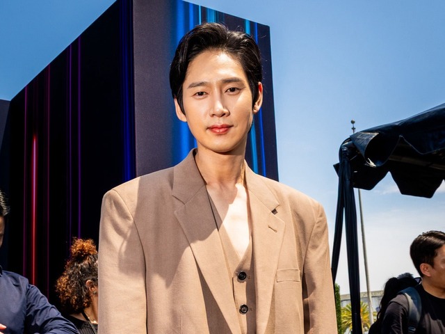 『イカゲーム3』の“ヒョンジュ役” 俳優パク・ソンフン、Netflix米イベントでファンから熱視線！