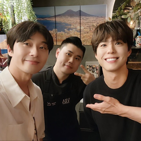 左からパク・ソジュン、ナポリマフィア、パク・ボゴム