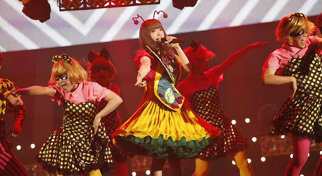 きゃりーぱみゅぱみゅ／MTV「VMAJ 2013」