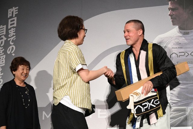 『F1(R)／エフワン』