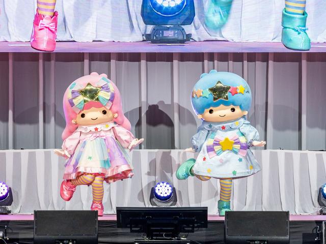 「みんなでお祝い！アニバーサリーステージ」、 「サンリオキャラクタースペシャルライブ」