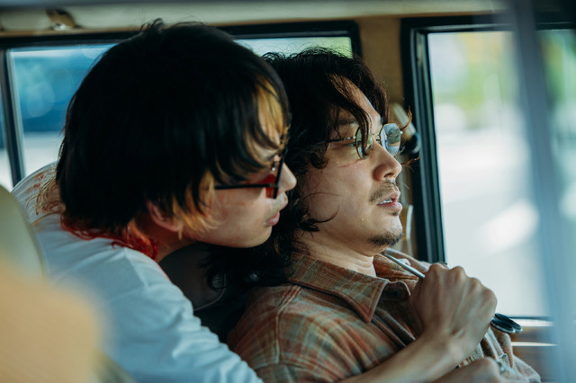 『愚か者の身分』(C)2025映画「愚か者の身分」製作委員会