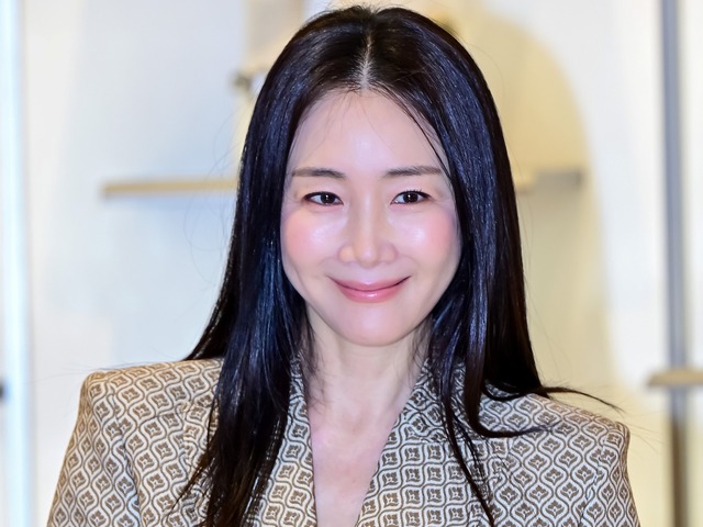 50歳チェ・ジウ、育児パワーでバラエティも無双!?先輩タレントにツッコミ炸裂