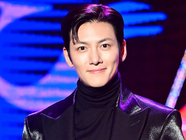 心までイケメン…チ・チャンウク、泣いてる子供への“神対応”が話題！所属事務所もコメント発表