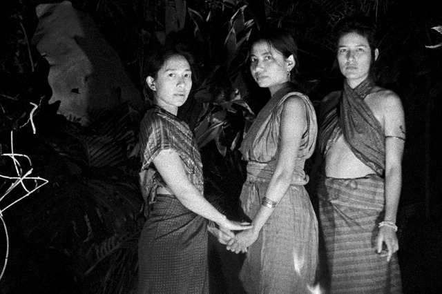 『グランドツアー』© 2024 – Uma Pedra No Sapato – Vivo film – Shellac Sud – Cinéma Defacto