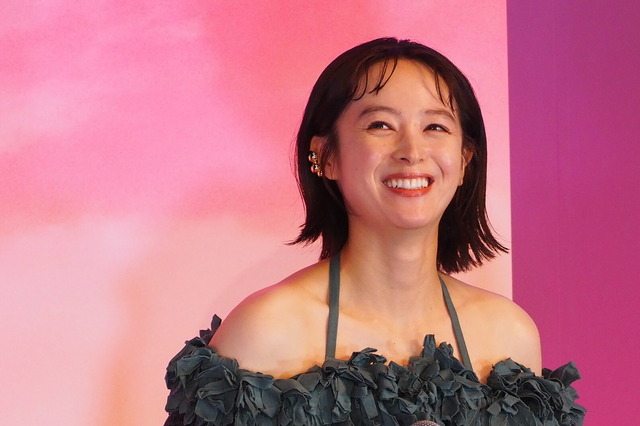 清野菜名『星つなぎのエリオ』初日舞台挨拶