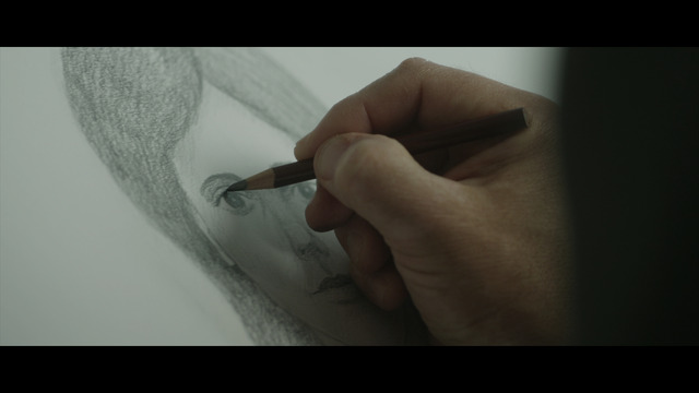 「Dove」が実験した映像「Dove Real Beauty Sketches（ダヴ リアルビューティー スケッチ）」