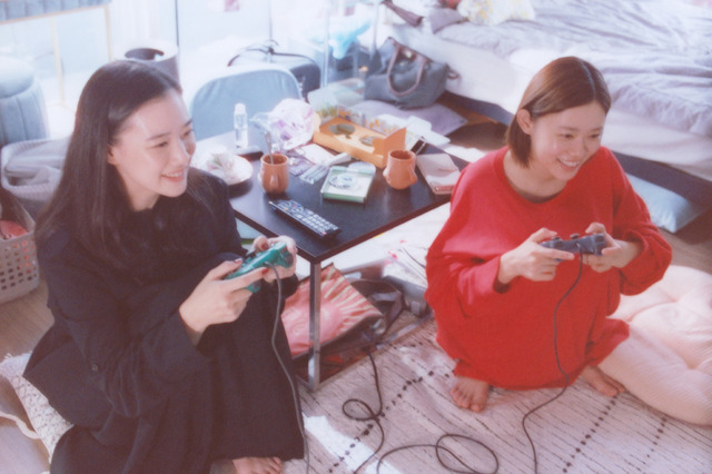 『ミーツ・ザ・ワールド』©金原ひとみ／集英社・映画「ミーツ・ザ・ワールド」製作委員会