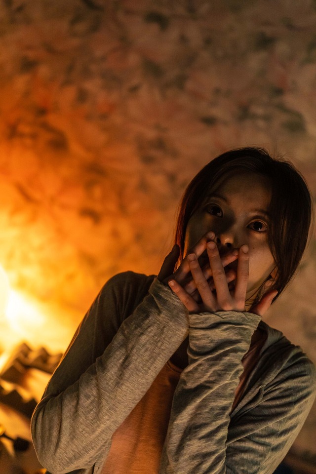 『層間騒音』© 2025 FINECUT Co., Ltd. ALL RIGHTS RESERVED