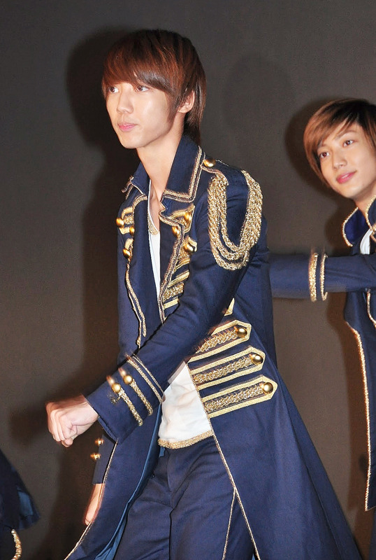 韓流グループ「BOYFRIEND」／『GOGO♂イケメン5』初日舞台挨拶