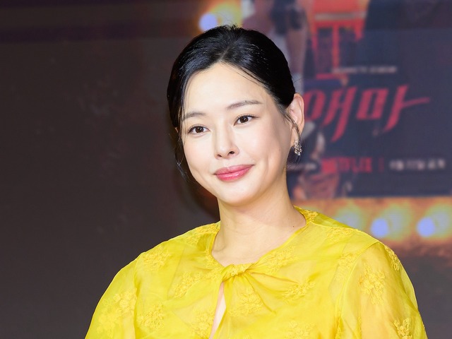 出産直前まで働いた女優イ・ハニ、第2子出産を報告「元気な女の子…母子ともに健康」