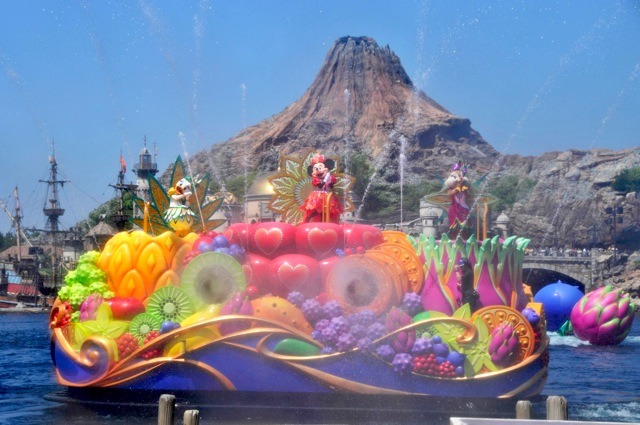 ディズニー・サマーフェスティバル（東京ディズニーシー）　ミニーのトロピカルスプラッシュ