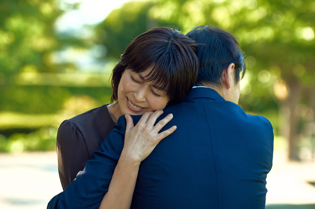 「しあわせな結婚」