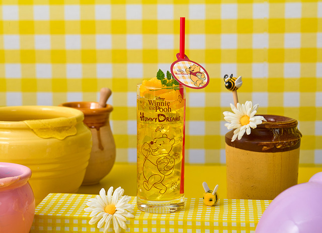 オレンジ入りレモネード（税込990円）