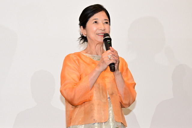 『ホウセンカ』完成披露舞台挨拶 オフィシャルスチール 宮崎美子