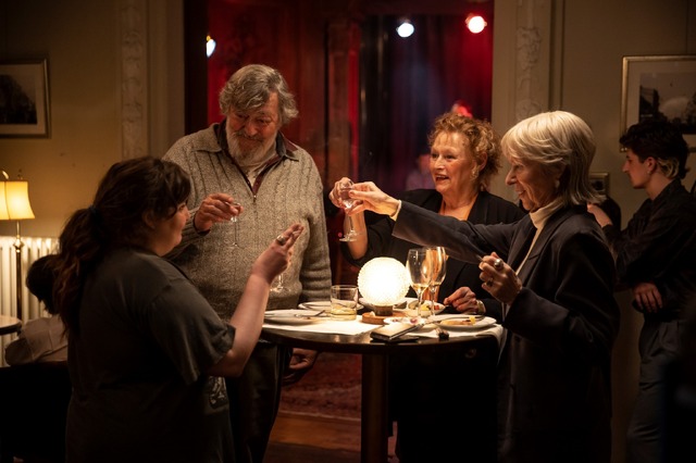 『旅の終わりのたからもの』© 2024 SEVEN ELEPHANTS, KINGS&QUEENS FILMPRODUKTION, HAÏKU FILMS