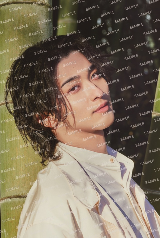 楽天ブックス限定版「横浜流星2026年カレンダー」（C）KADOKAWA