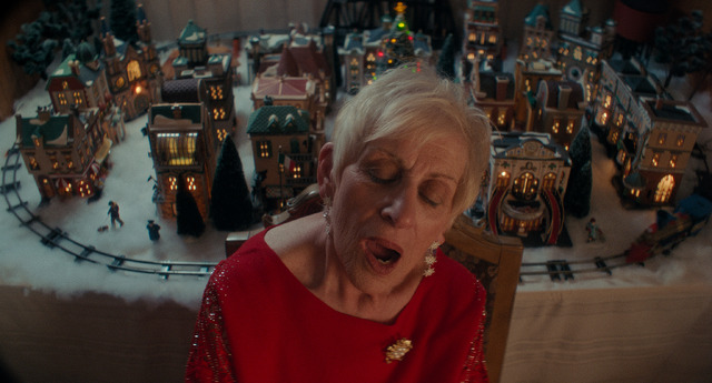 『クリスマス・イブ・イン・ミラーズ・ポイント』© 2024 Millers Point Film LLC. All rights reserved.