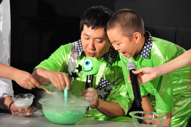 『モンスターズ・ユニバーシティ』大ヒット舞台挨拶／田中裕二さん＆佐藤和太くん