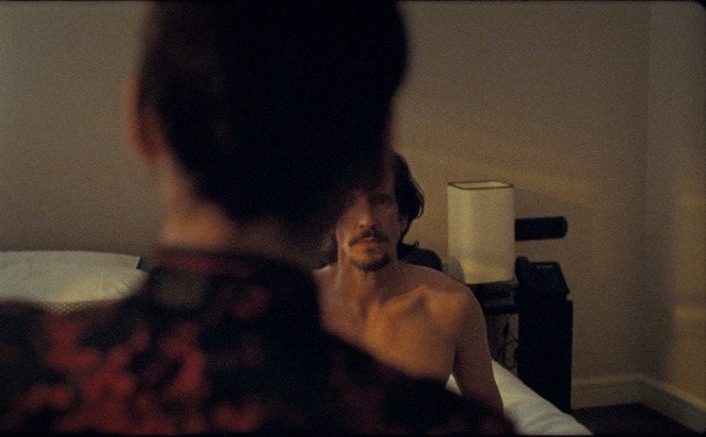 『サムシング・ハプンズ・トゥ・ミー』©UNA PRODUCCIÓN DE QUE NADIE DUERMA AIE - AVANPOST