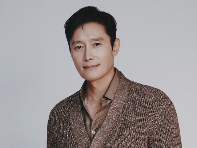 イ・ビョンホンが語る新作映画と妻、息子「夫婦喧嘩シーンは素晴らしかった」【インタビュー】