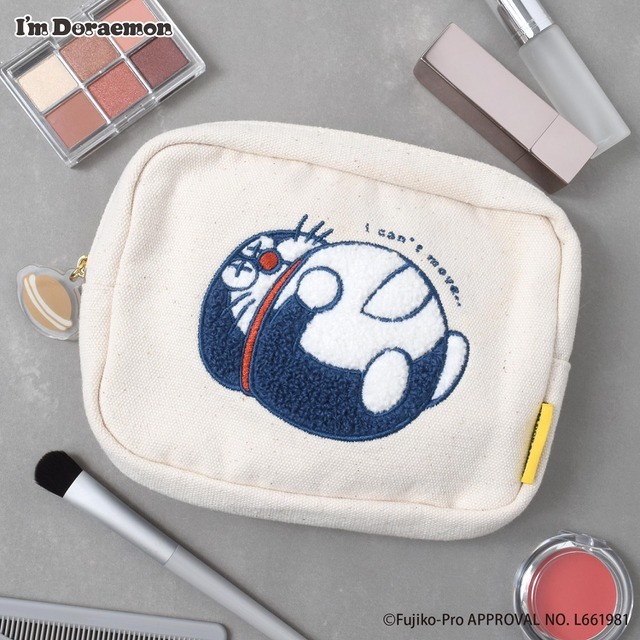 「I'm Doraemon」WEB限定アイテム「サガラ刺繍ボックスポーチ」（C）Fujiko-Pro APPROVAL No.L661981