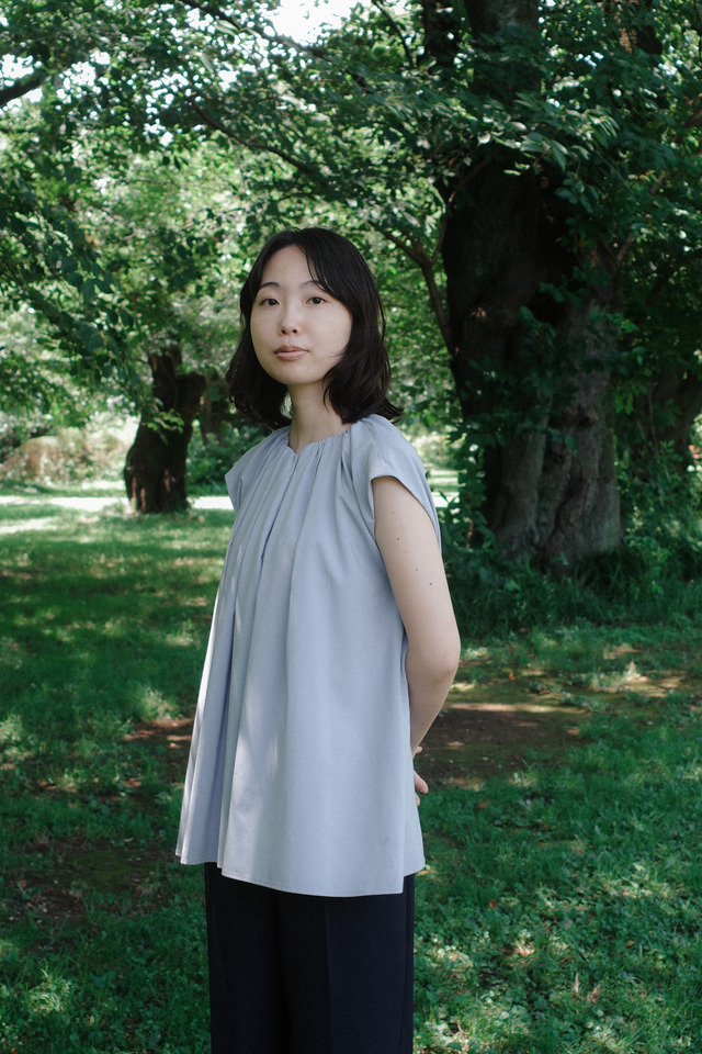 『白の花実』©2025 BITTERS END/CHIAROSCURO