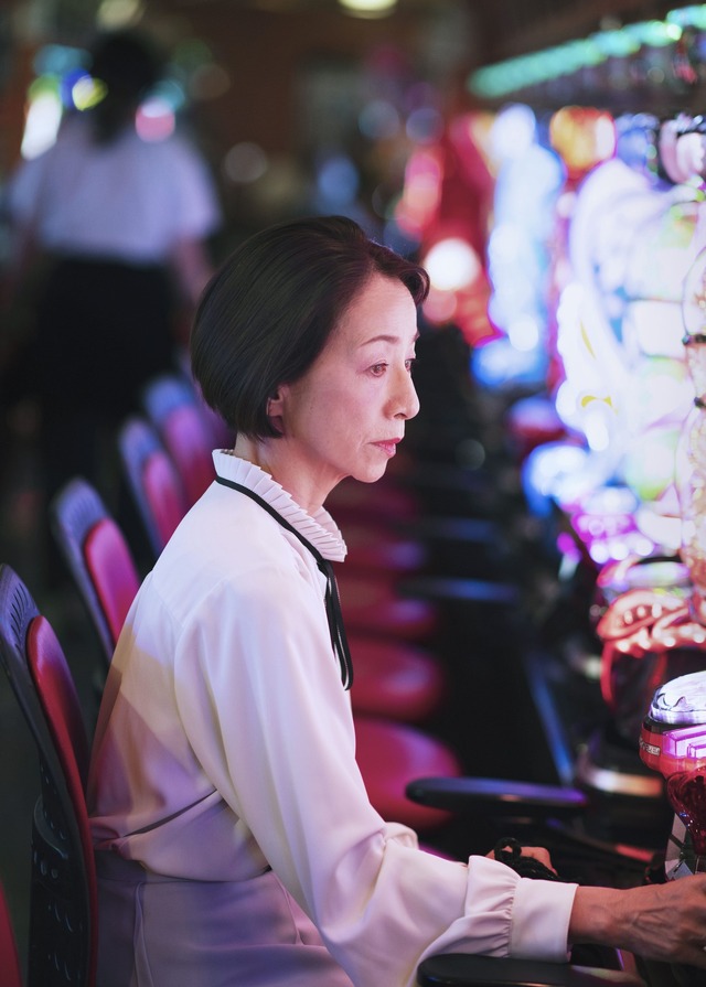 『カラノウツワ』©2025 MIRRORLIAR FILMS PROJECT