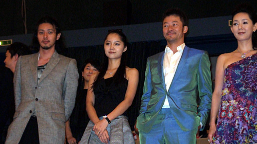 レッドカーペットに参加した『サッド ヴァケイション』の出演者たち