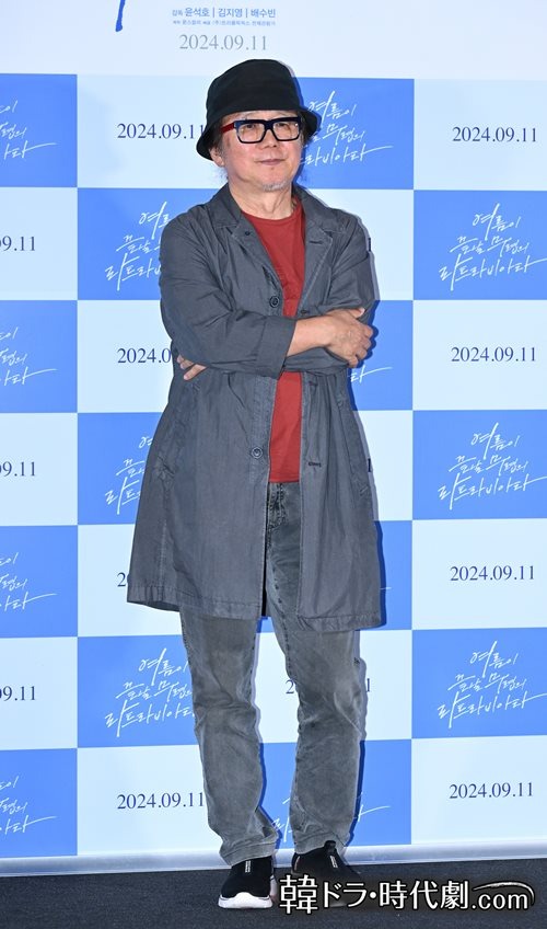 ユン・ソクホ監督