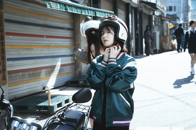 「捏造された都市」(C)2025 Disney and its related entities