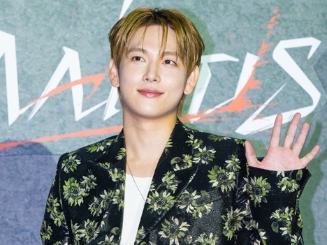 イム・シワン、パク・ボゴムらと同じTHE BLACK LABELと専属契約