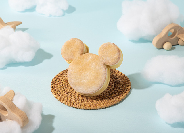 シナモンブリオッシュ　　税込790円「ミッキー＆フレンズ」OH MY CAFE MINI©Disney