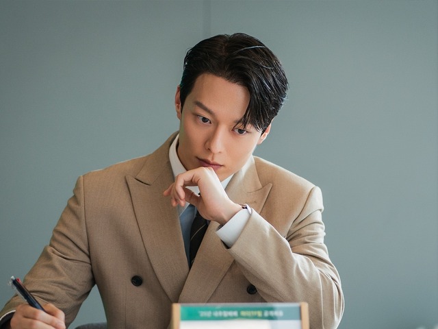 “キスシーン20回”で話題の『ダイナマイト・キス』がいよいよオフィスラブに突入！再会した2人の関係はどうなる!?