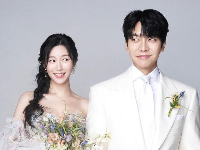 イ・スンギと結婚したイ・ダイン、娘への愛が溢れてる…後ろ姿をSNSプロフィールに【PHOTO】