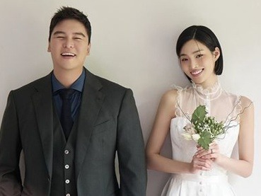 ドラマ共演で8年交際の韓ドラ・カップルが結婚!! 招待客1000人!!