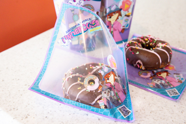 上戸彩がサプライズでパレードルートに登場！スペシャルグリーティング、『ズートピア2』公開初日に開催