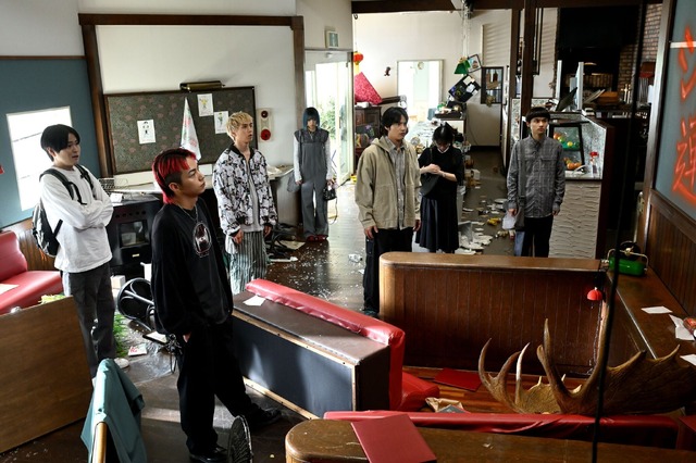 「シナントロープ」10話© 此元和津也/「シナントロープ」製作委員会