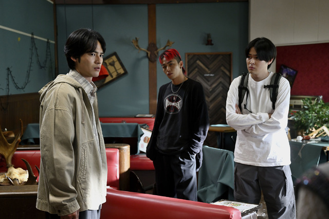 「シナントロープ」10話© 此元和津也/「シナントロープ」製作委員会