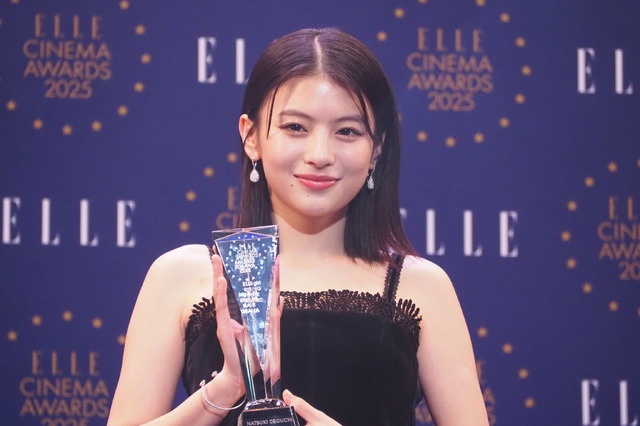 出口夏希／「ELLE CINEMA AWARDS 2025」