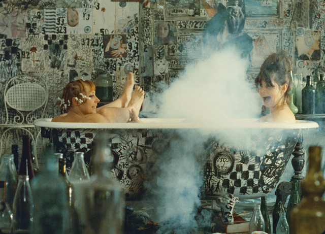 『ひなぎく 4Kレストア版』©Czech audiovisual fund, source: NFA