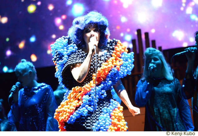 BJORK（7/27、GREEN STAGE）