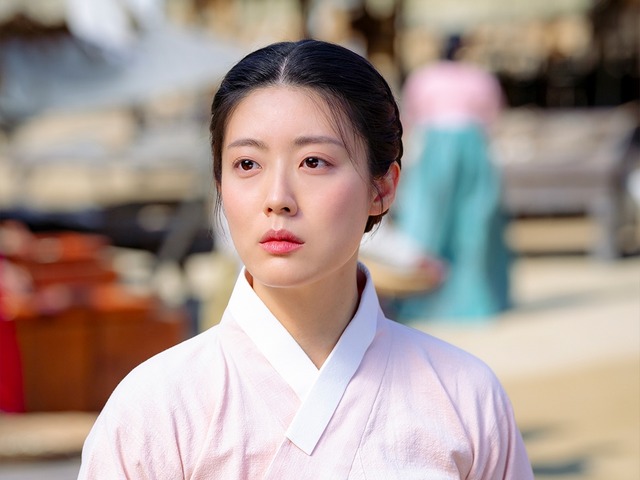 時代劇に復帰するナム・ジヒョン、『愛する盗賊様よ』は「誠意と真心が詰まった作品」と自信