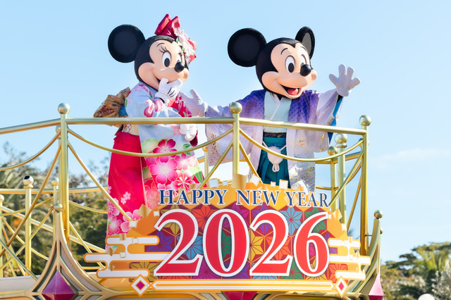 ディズニー、和服姿のミッキー＆ミニーが新年のごあいさつ！新アンバサダー就任のお披露目もサプライズで