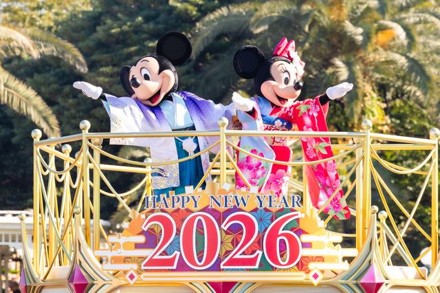 ディズニー、和服姿のミッキー＆ミニーが新年のごあいさつ！新アンバサダー就任のお披露目もサプライズで