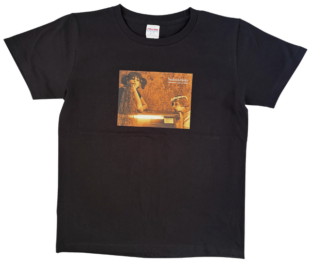 『ひなぎく 4K レストア版』Tシャツ黒A ©Czech audiovisual fund, source: NFA