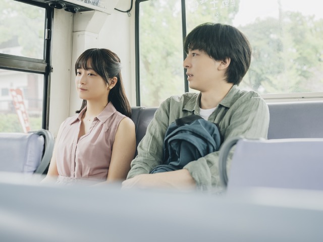 『架空の犬と嘘をつく猫』©2025 映画「架空の犬と嘘をつく猫」製作委員会