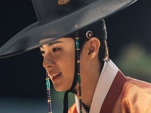 キム・ミンギュ時代劇初挑戦!!『世子が消えた』で哀愁をまとった“純情男”に変身