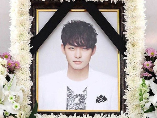 『成均館スキャンダル』俳優チョン・テスさんの8周忌。姉ハ・ジウォンの“星”は変わらぬ記憶とともに